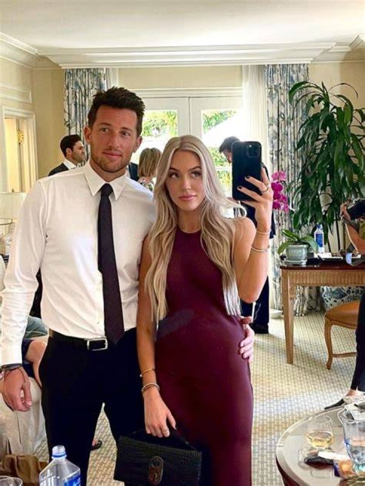 Alex Borsuk’s Boyfriend: Who is Alex Borsuk Dating?