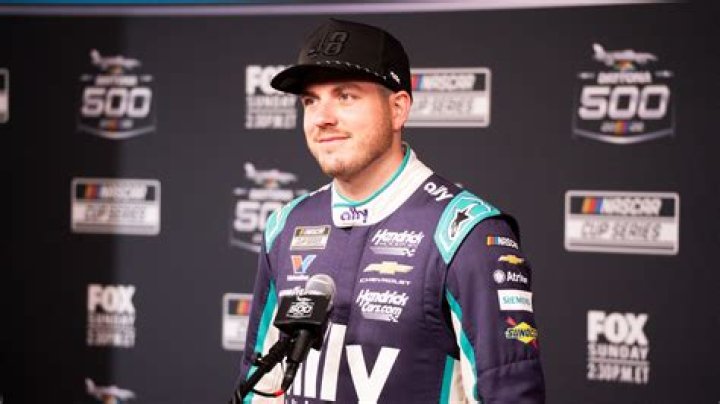 Alex Bowman, Allegra Paris's Boyfriend