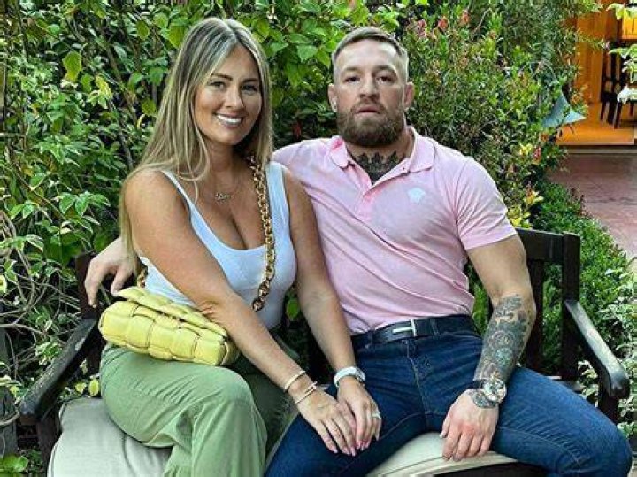 Dee Devlin, Conor McGregor's Girlfriend