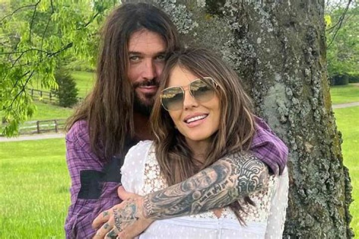 Elizabeth Lanza’s Girlfriend: Who is Elizabeth Lanza Dating?