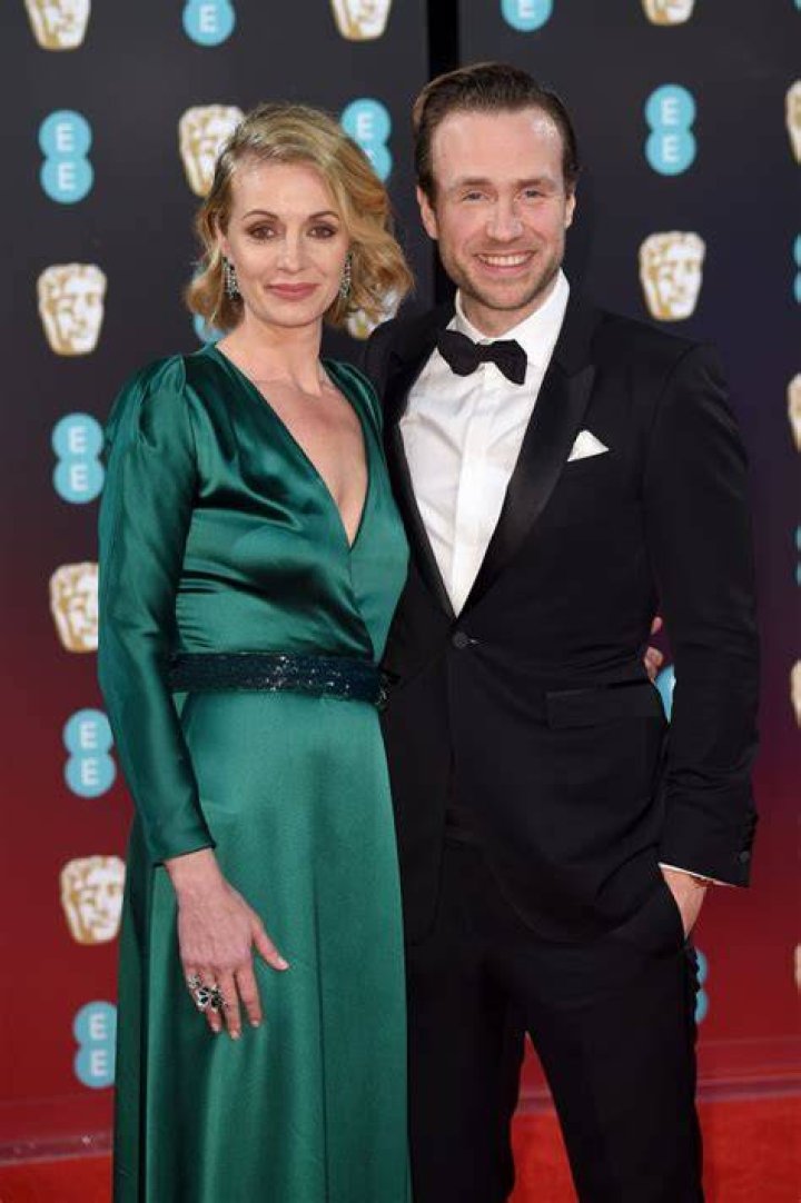 Elize du Toit, Rafe Spall's Wife