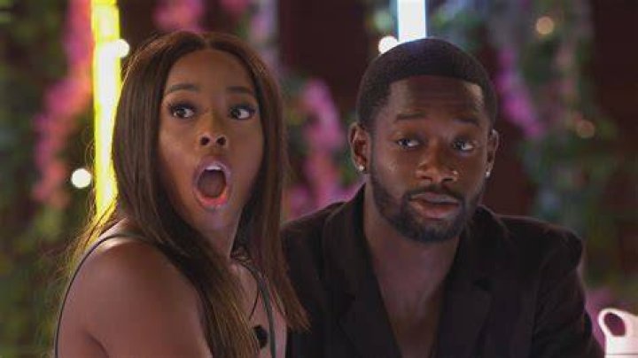Elom Kuwonu’s Girlfriend: Who is Elom Kuwonu Dating?