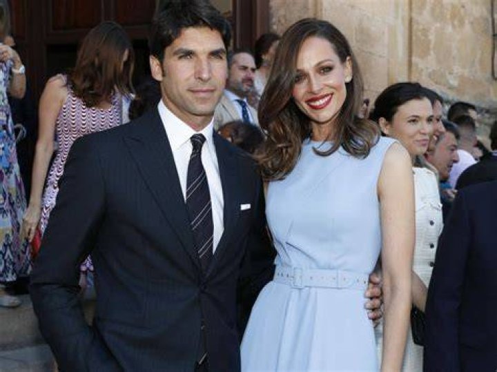 Eva Gonz&aacute;lez, Cayetano Rivera Ordonez's Girlfriend