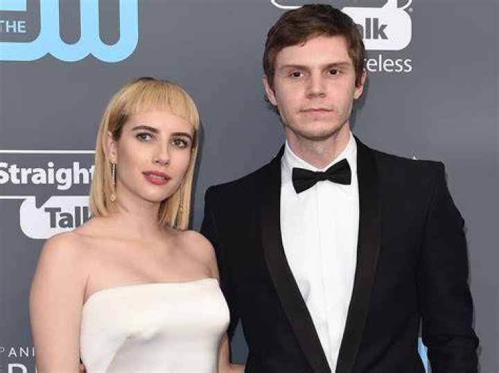 Evan Peters, Emma Roberts's Boyfriend