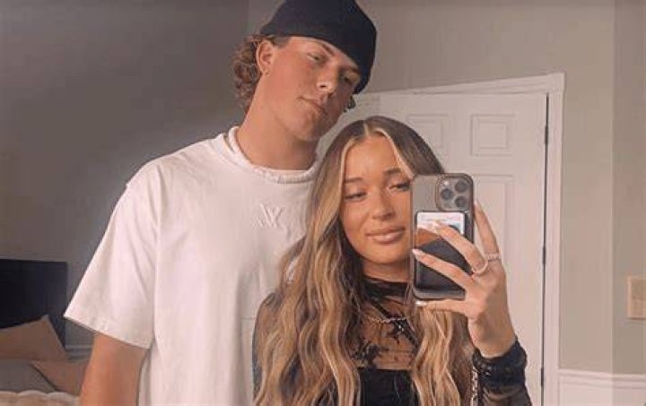 Flipgod’s Girlfriend: Who is Flipgod Dating?