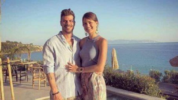 Foteini Papaleonidopoulou, Akis Petretzikis's Girlfriend