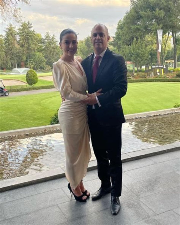 Isaac De Hita, Lidia Avila's Husband