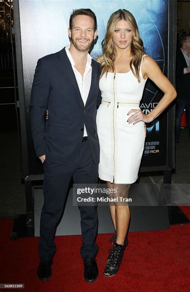 Jes Macallan, Jason Gray-Stanford's Wife