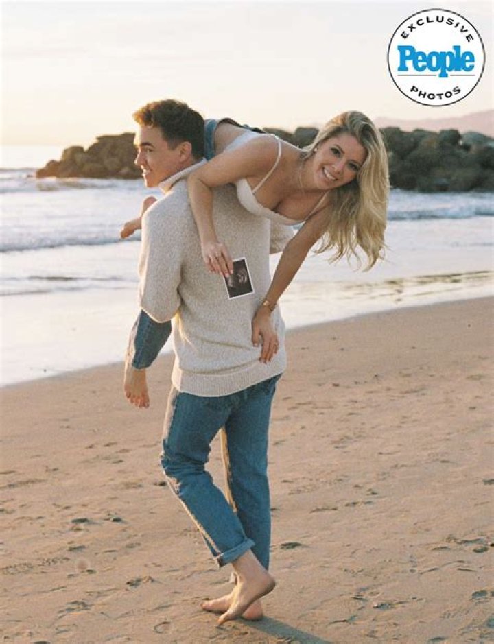 Jesse McCartney, Katie Peterson's Boyfriend