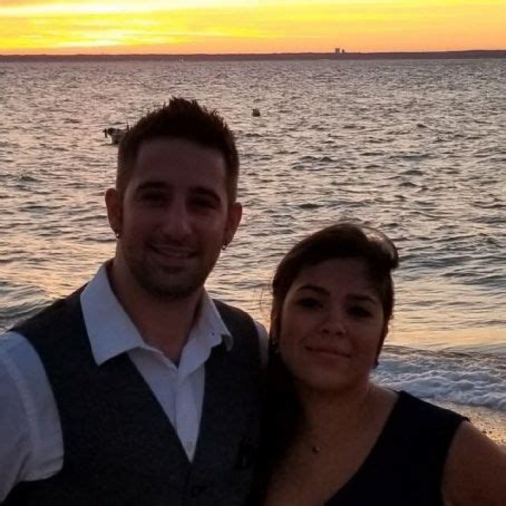 Julie Cordero, Greg Raposo's Wife