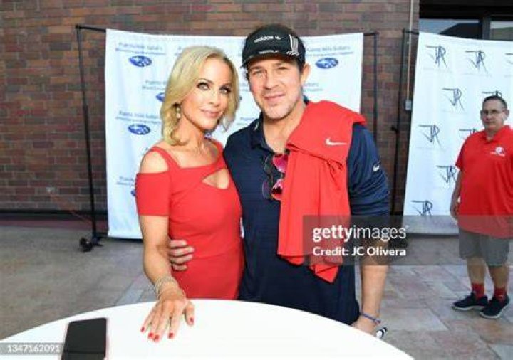 Kacey Montoya, Christian Kane's Girlfriend