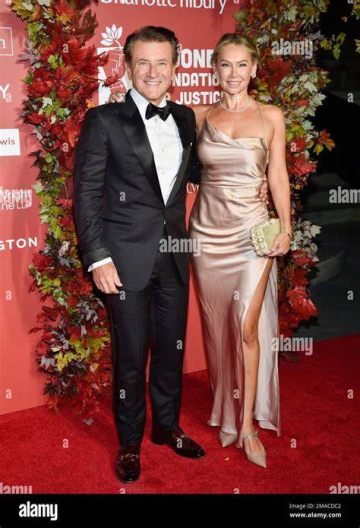 Kym Johnson Herjavec, Robert Herjavec's Wife