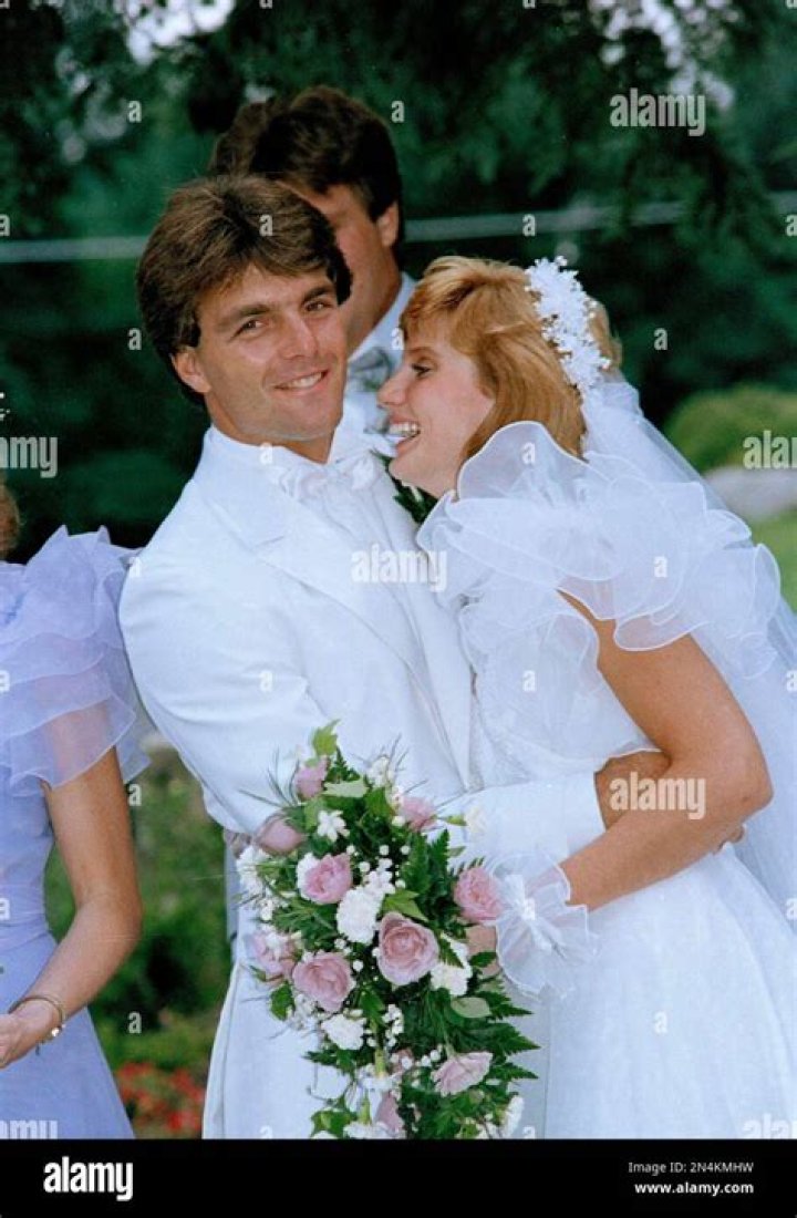 Laurie Fortier, Doug Flutie's Wife