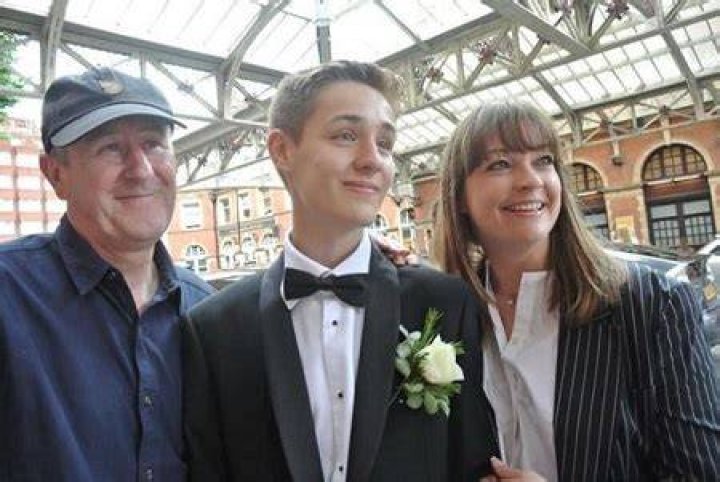 Lucy Smith, Nicholas Lyndhurst's Wife