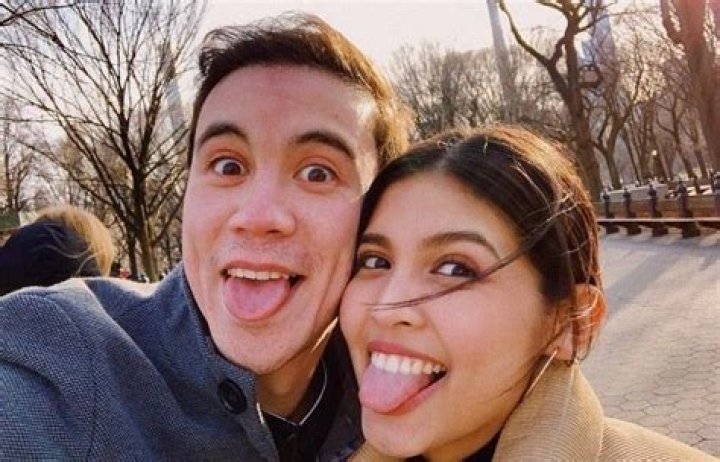 Maine Mendoza, Alden Richards's Girlfriend