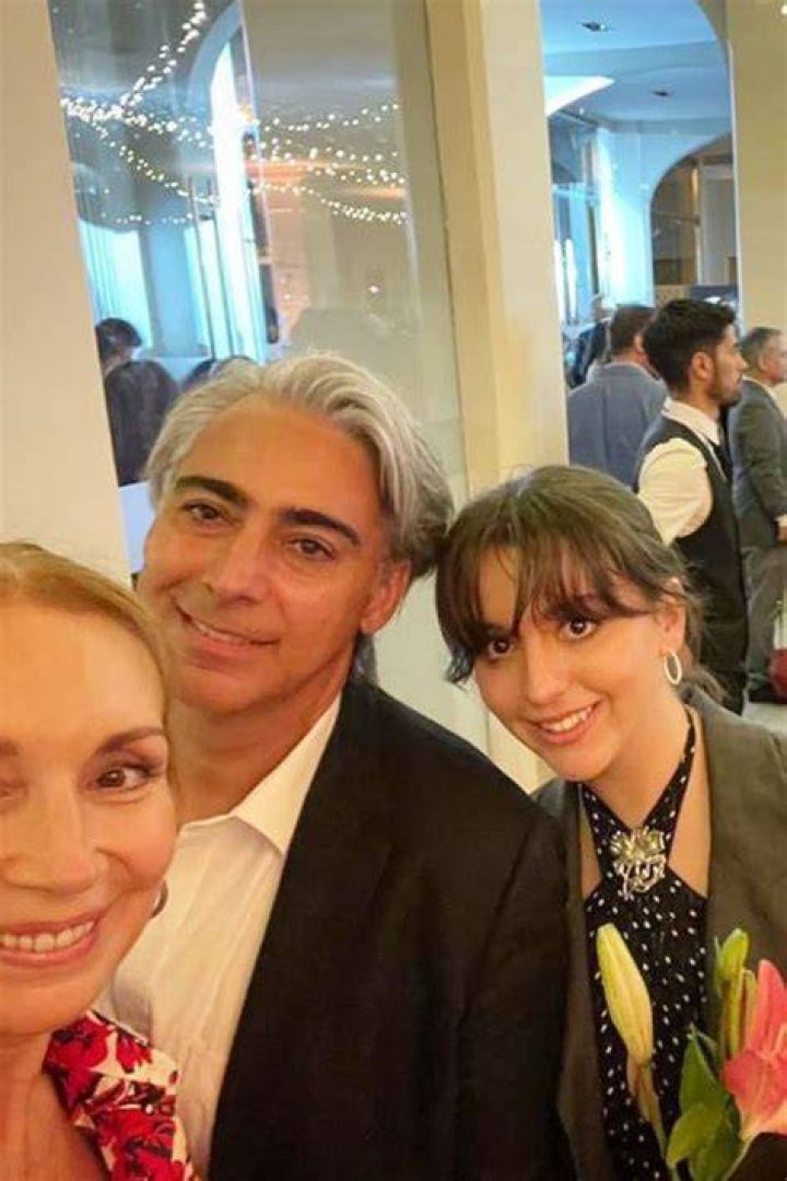 Marco Enr&iacute;quez-Ominami, Karen Doggenweiler's Wife