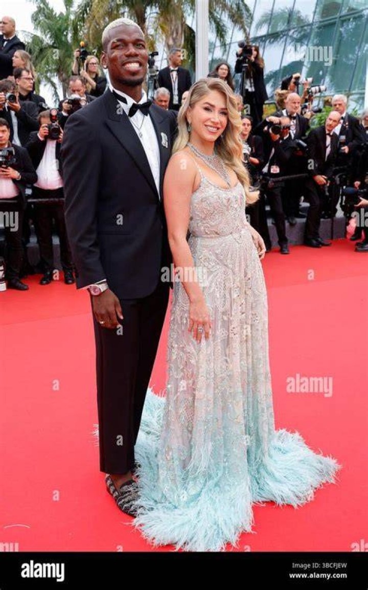 Maria Salaues, Paul Pogba's Girlfriend