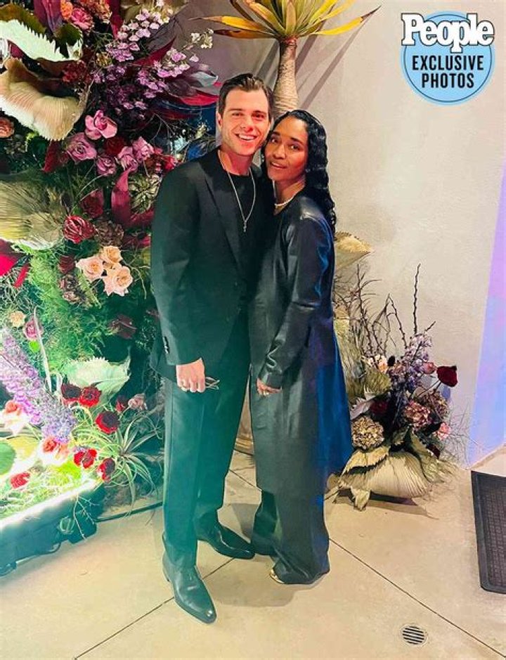 Matthew Jones’s Girlfriend: Who is Matthew Jones Dating?
