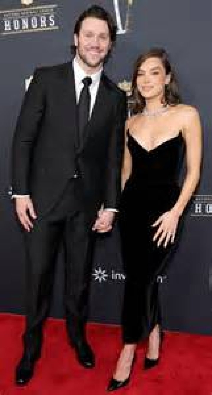Michael Allen’s Girlfriend: Who is Michael Allen Dating?