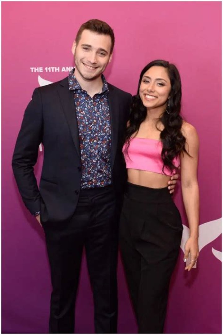 Michelle Khare’s Boyfriend: Who is Michelle Khare Dating?