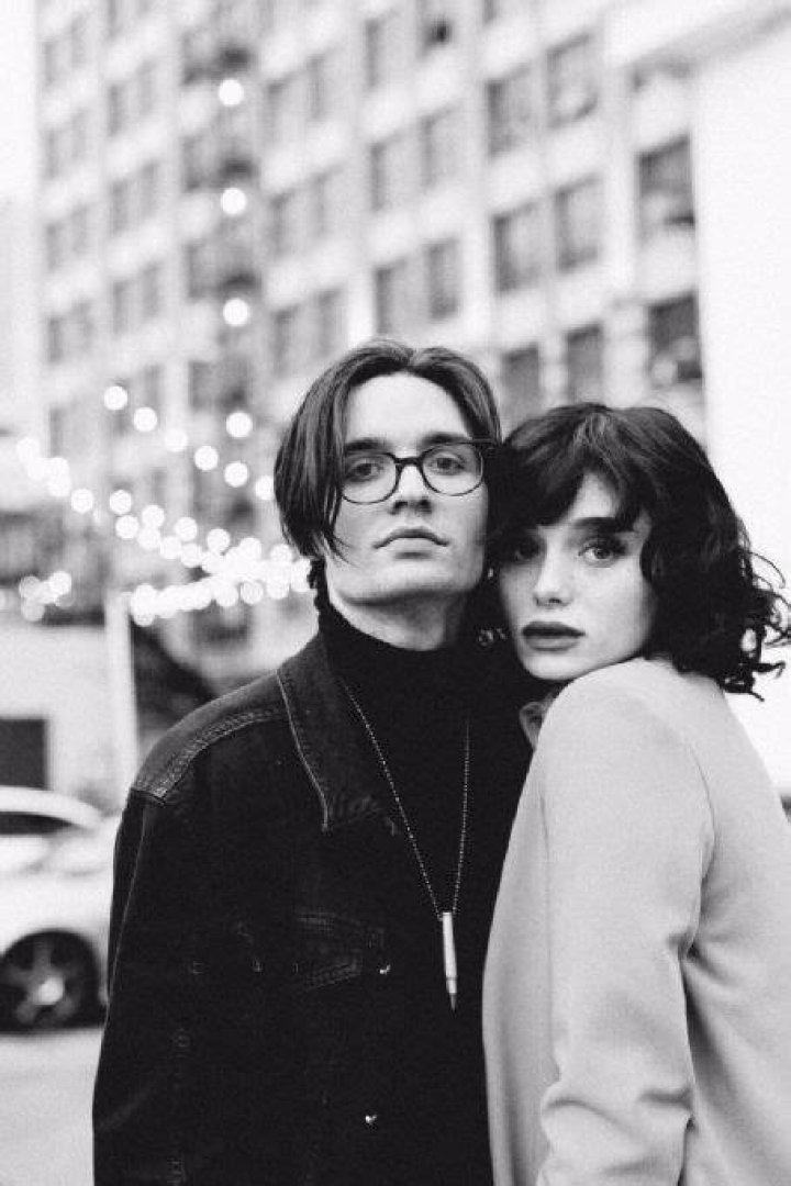 Minax Bell, Vincent Cyr's Girlfriend