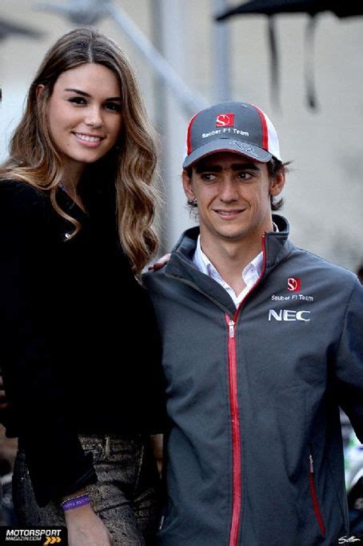 Paola Ruiz, Esteban Gutierrez's Girlfriend