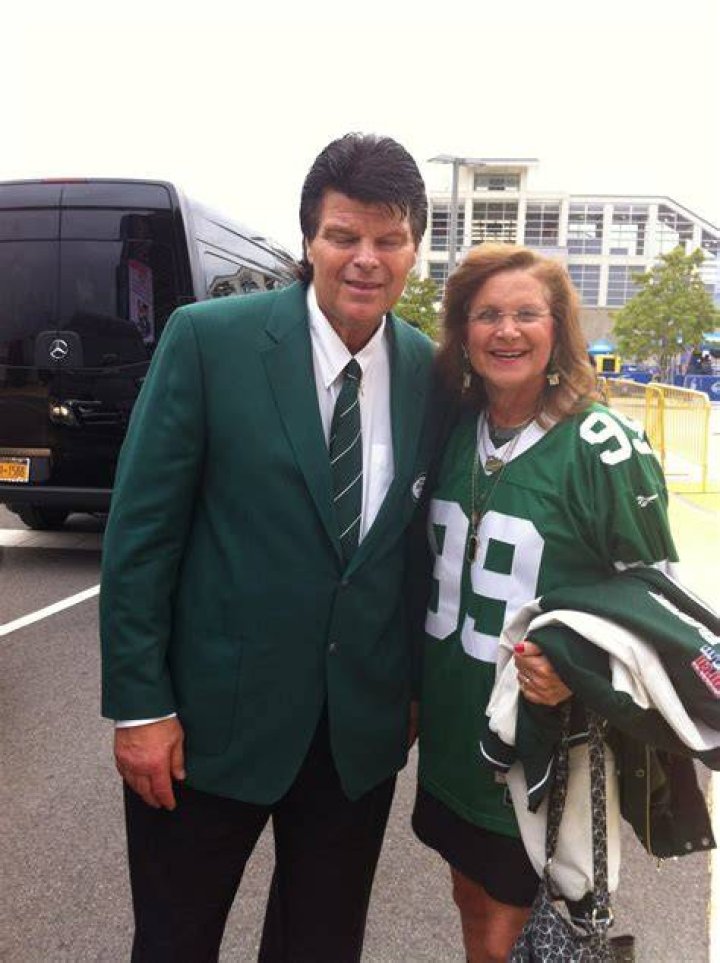 Patti Schorr, Mark Gastineau's Wife