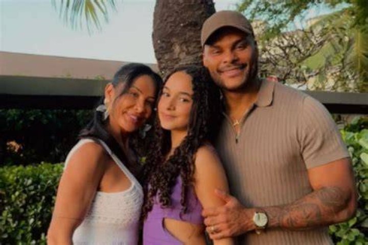 Scheila Carvalho, Tony Salles's Wife