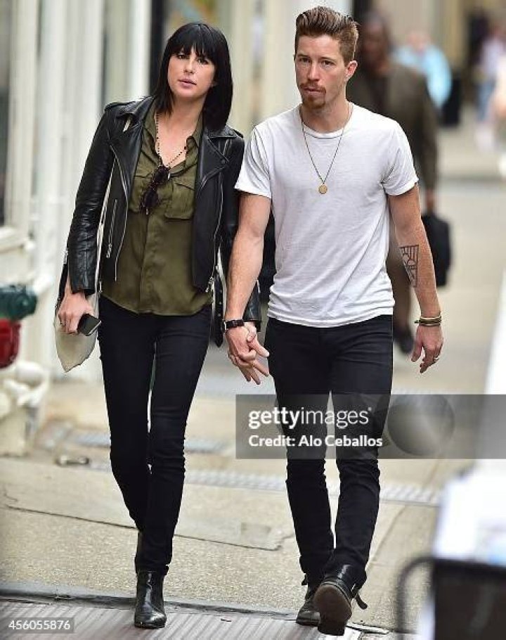 Shaun White, Sarah Barthel's Boyfriend