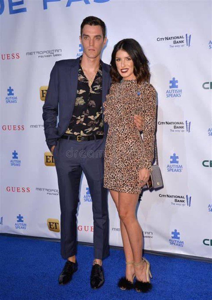 Shenae Grimes-Beech, Josh Beech's Wife