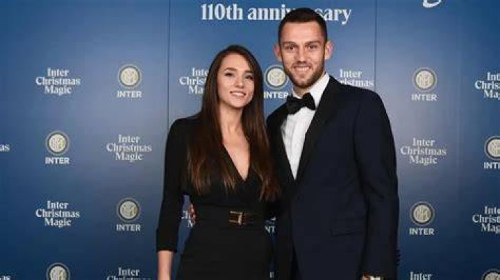 Stefan de Vries’s Girlfriend: Who is Stefan de Vries Dating?