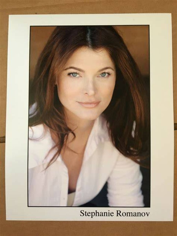 Stephanie Romanov’s Husband: Who is Stephanie Romanov Dating?