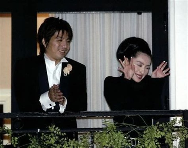 Susumu Fujita, Megumi Okina's Husband