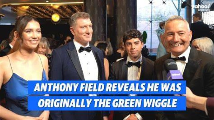 Who is Anthony Field Dating – Anthony Field's Wife & Exes