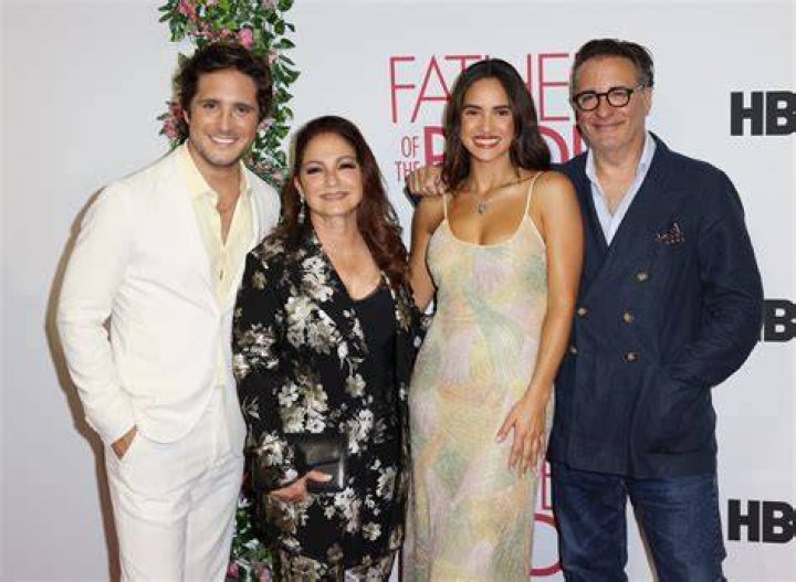 Who is Diego Boneta Dating – Diego Boneta's Girlfriend & Exes
