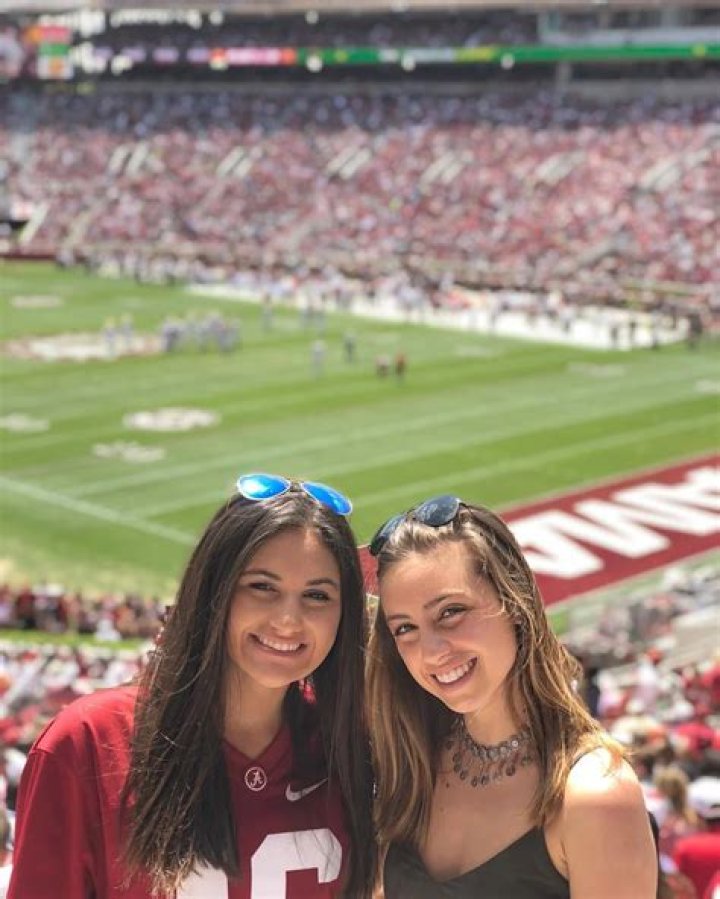 Who is Tua Tagovailoa Dating – Tua Tagovailoa's Girlfriend & Exes