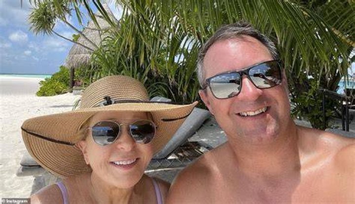 Yeardley Smith’s Boyfriend: Who is Yeardley Smith Dating?